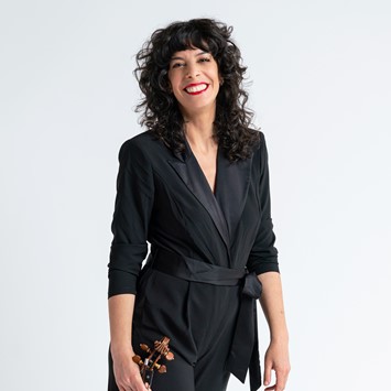 Gina DiBello violin (2021)